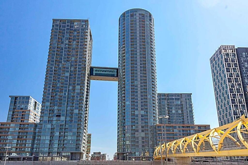 تورونتو Luxurious Condo In The Center Of Downtown المظهر الخارجي الصورة