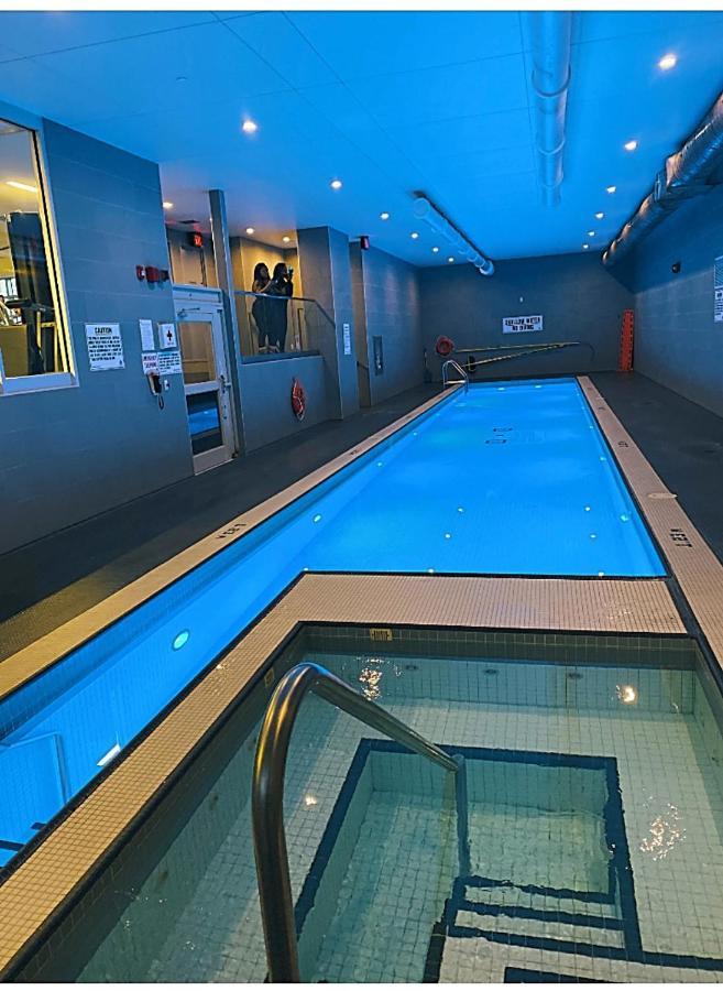 تورونتو Luxurious Condo In The Center Of Downtown المظهر الخارجي الصورة